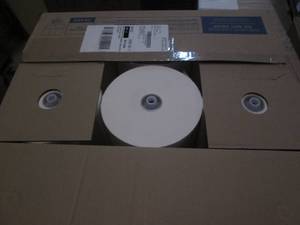 lot 197 image: 6 Pacific Blue hard wound roll towe...