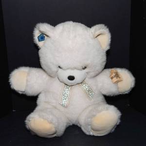 lot 30 image: Large Applause Bravo Teddy Bear