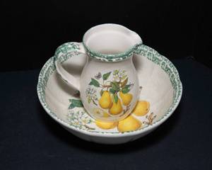 lot 38 image: Himark Pitcher & Washbasin  Made in Italy