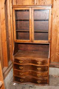lot 151 image: Small Antique Wooden Hutch
