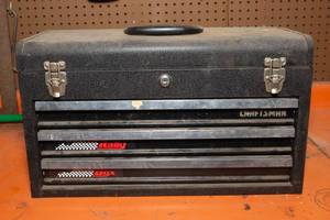 lot 131 image: Craftsman Toolbox with Miscellaneous Tools