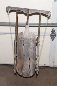 lot 155 image: Vintage Toboggan Sled