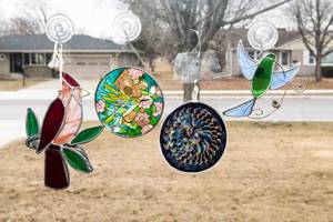 lot 120 image: Fours Window Hangings - Birds