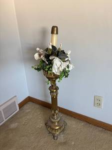 lot 109 image: Vintage Liturgical Candlestick with Candle