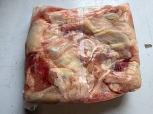 lot 57 image: CC. 8 Piece Cut up Chicken-Ready to Fry