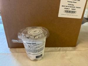 lot 324 image: 12x 5.5oz Cups Yummy Chow-Best Buy 72026