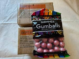 lot 322 image: SSS. 4x4ct- 8oz Bags Shimmer Gumballs-Pink