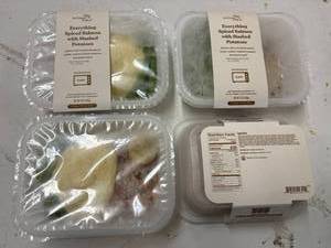 lot 299 image: K. 2x 4ct Everything Spiced Salmon with Mashed Potatoes & Green Beans