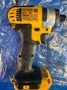 Brand new - DEWALT 20V MAX 14 Cordless Impact Driver, model number DCF885
