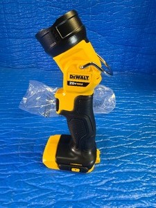 Brand New - DEWALT 20V MAX Cordless LED Work Light (Model DCL040)