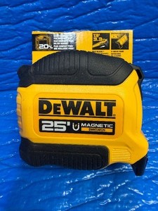 DEWALT ATOMIC Compact Series 25 ft. Magnetic Tape Measure