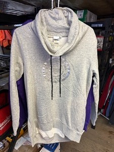 Size Medium Everlast Sweatshirt &Two Bonus Mystery shirts in Medium