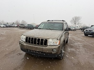 lot 22 image: 2005 Jeep Grand Cherokee