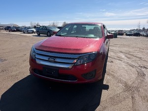 lot 12 image: 2010 Ford Fusion