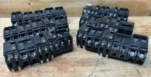lot 6 image: Circuit Breaker lot of 30