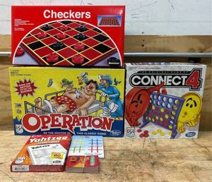 lot 26 image: Board card game lot of 6