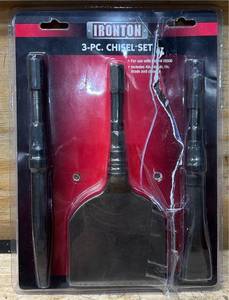 lot 36 image: Ironton 3-Pc. Air Chisel Set #38084