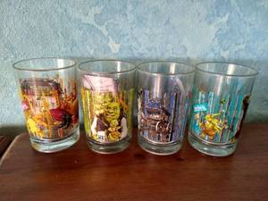 Set of (4) McDonalds Shrek Glasses