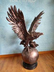 Huge Eagle Statue - AWESOME
