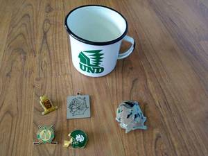 Fighting Sioux Lot - Mug & Pins