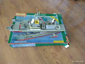 Imitation LEGO Ship Set