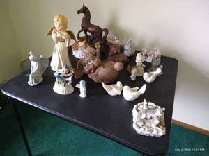 Large FigurinesDecor Lot