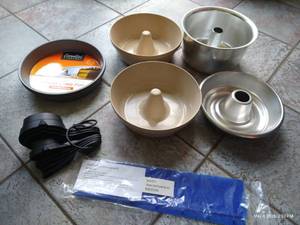 Large Bakeware Lot