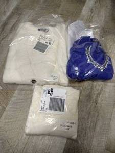 (3) New Roamans Ladies Shirts - 4X 3436