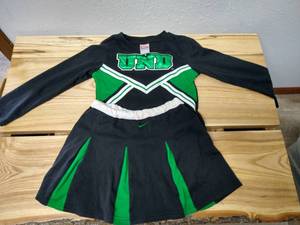 Nike Girls Size 6 Sioux Cheerleader Outfit