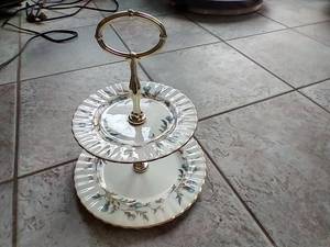 Royal Albert Brigadoon 2-Tier Serving Tray