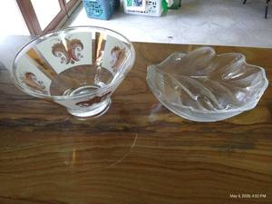 (2) Beautiful Glass Bowls - Vintage Fleur de Lis