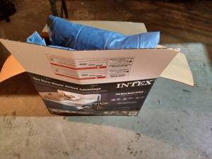Queen Air Mattress - Untested