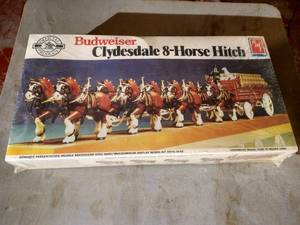AMT 120 Budweiser Clydesdale 8-Horse Hitch Model Kit - New