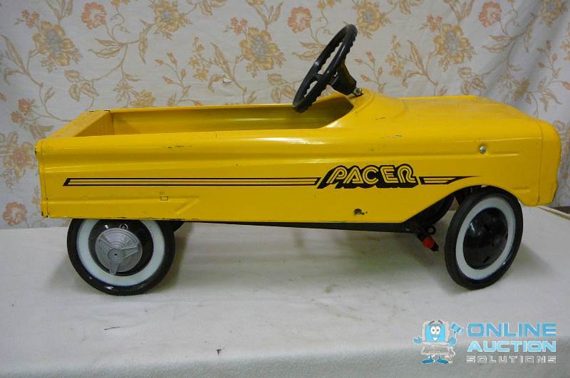 AMF Vintage Peddle Car