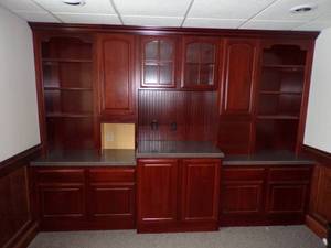 lot 21 image: Wall of Cabinets