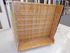 lot 57 image: Rolling Display Cart