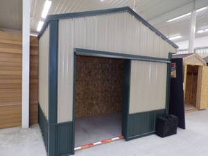 lot 63 image: Metal Display Shed - 3 Sides