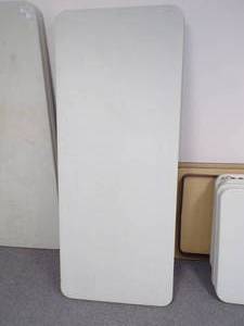 lot 119 image: 6 Folding Table