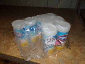 lot 140 image: Clorox Wipes - 8