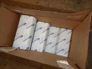 lot 141 image: KleenLine paper towels