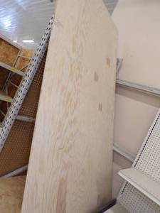 lot 154 image: 38 Full Plywood Sheet