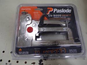 lot 207 image: Stapler