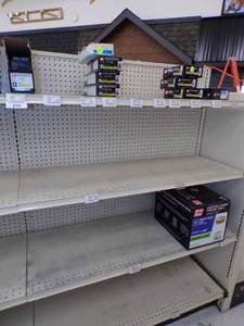 lot 216 image: Collated Finishing Nails- 1 12 Angled,2 Angled, 2 FN, 2 12 FN