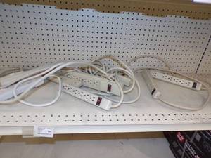 lot 226 image: Electric Power Strips