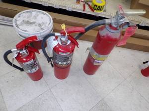 lot 235 image: 3 Fire Extinguisher