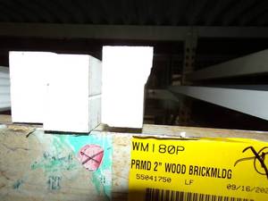 lot 265 image: 2 x 17 Wood Brickmold - 3 plus partial