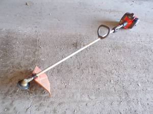 lot 299 image: Husqvarna String Trimmer