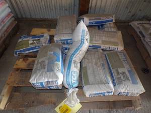 lot 307 image: Tube Sand 10 bags