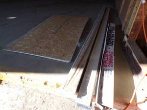 lot 314 image: Two 4x8 LP Siing with trim pieces