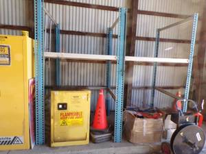 lot 319 image: Blue Racking